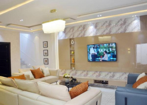 Urban Haven Luxury Suites